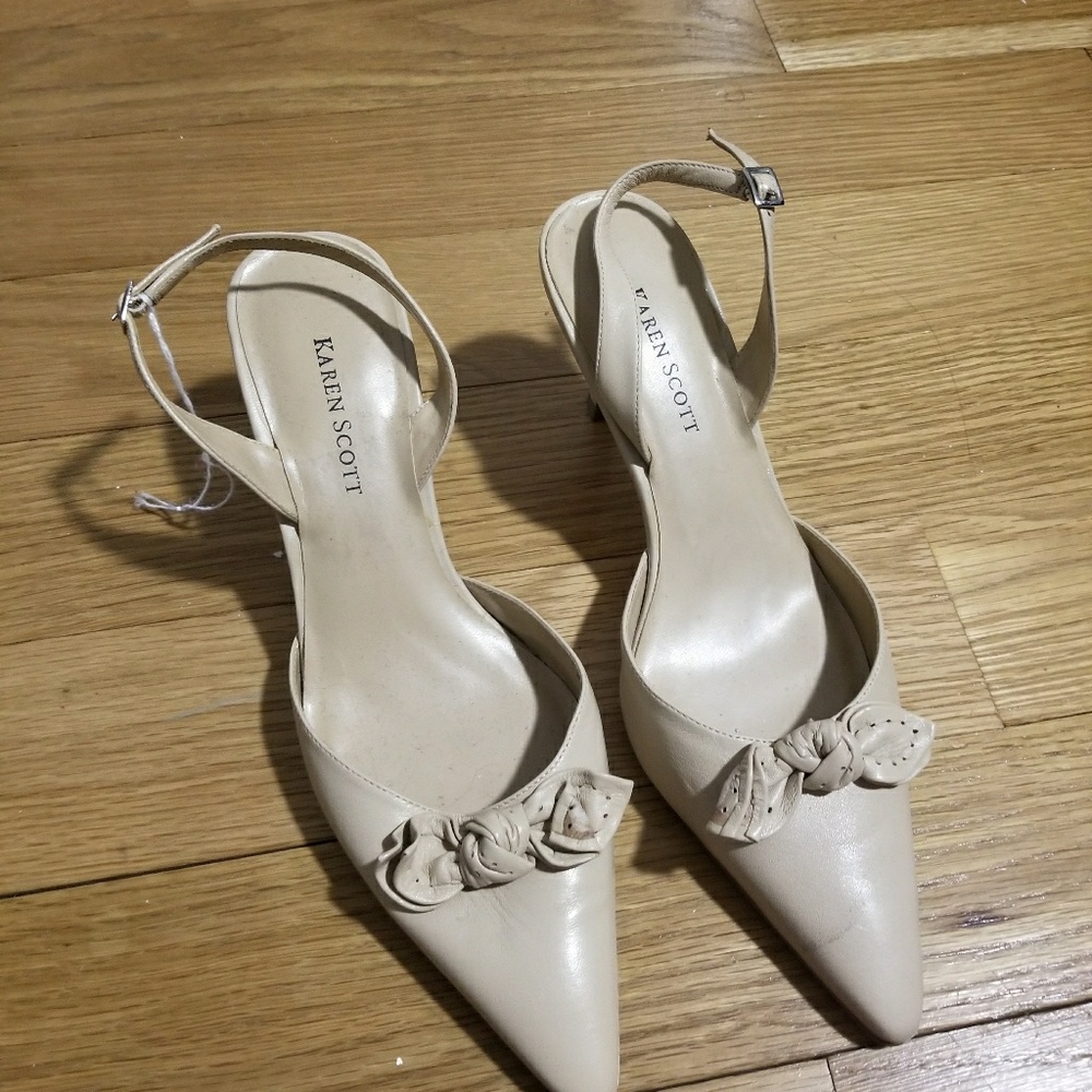 Brand new professional pumps